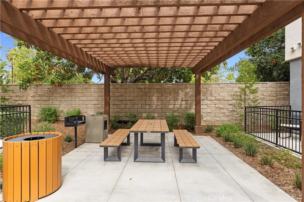 1816 E 1st #440 Santa Ana, CA 92705