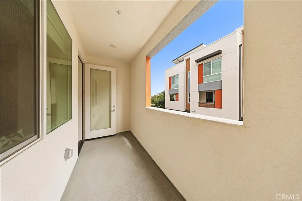 1816 E 1st #440 Santa Ana, CA 92705