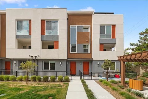 1816 E 1st #440
