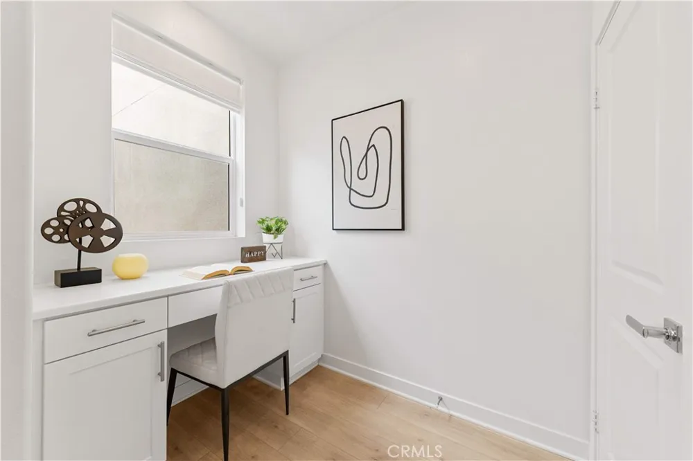 1816 E 1st #440 Santa Ana, CA 92705