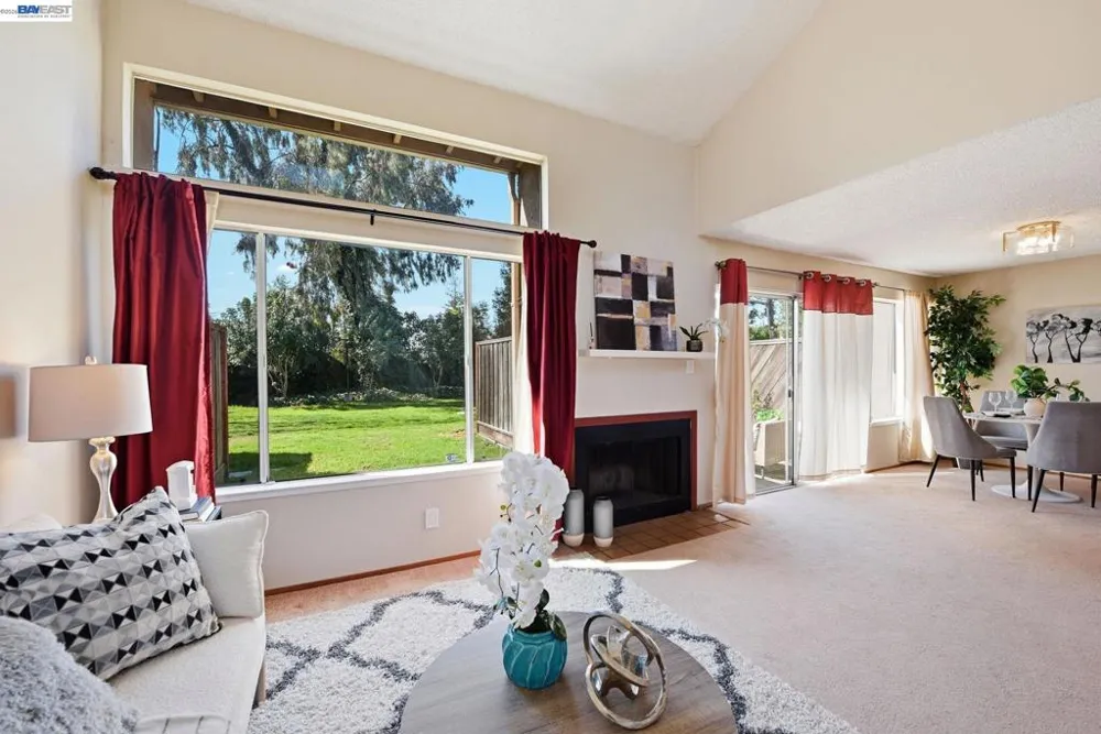 27773 Pistachio Ct Hayward, CA 94544