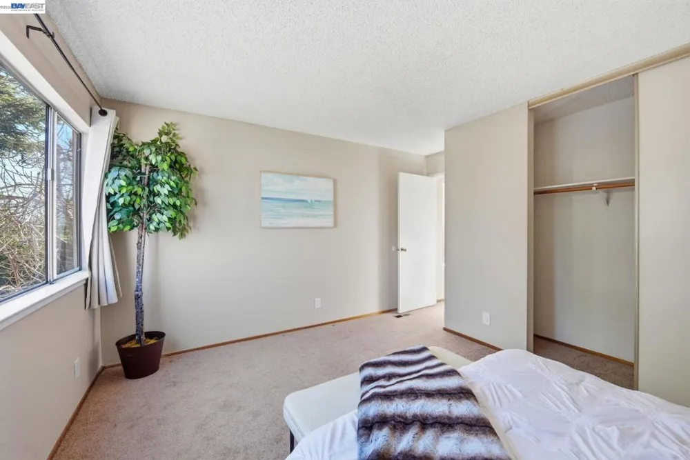 27773 Pistachio Ct Hayward, CA 94544