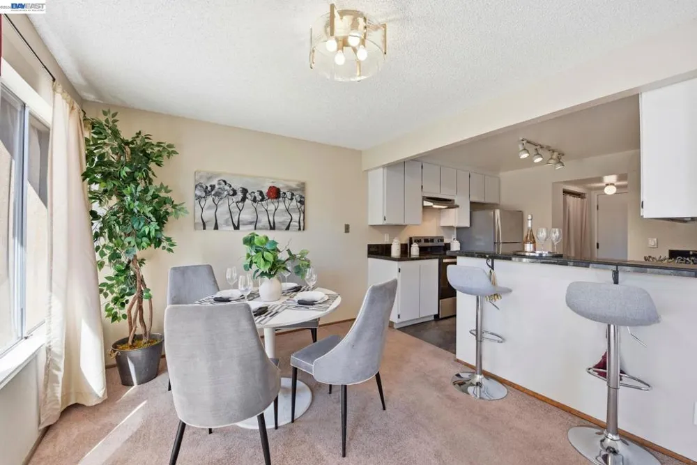 27773 Pistachio Ct Hayward, CA 94544