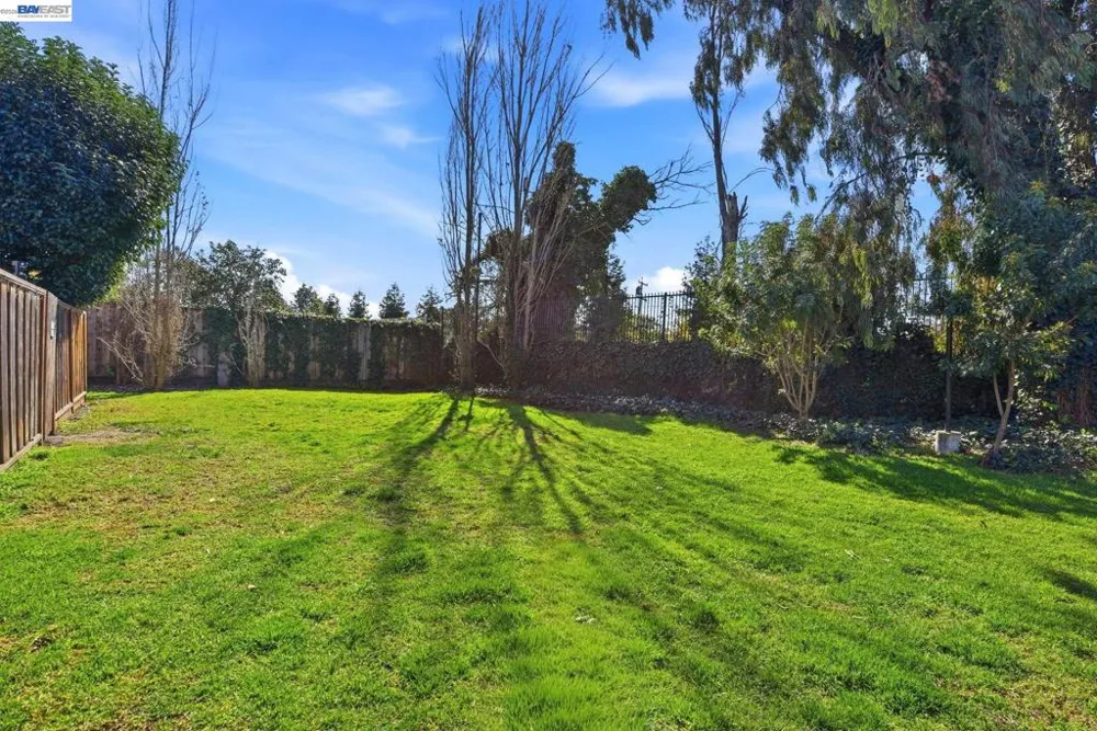 27773 Pistachio Ct Hayward, CA 94544