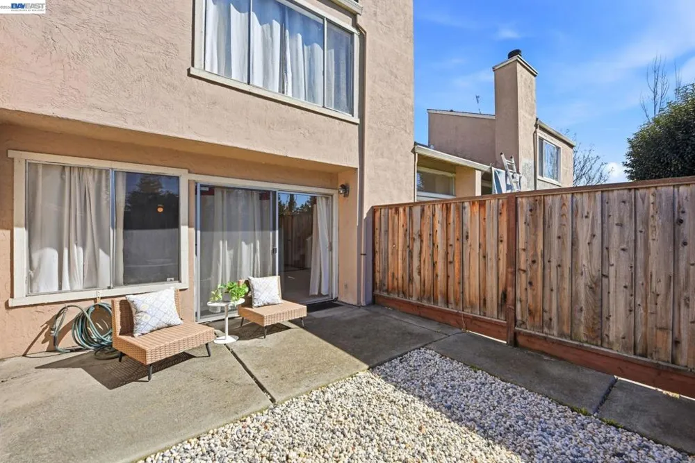 27773 Pistachio Ct Hayward, CA 94544