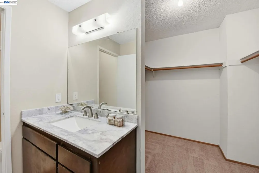 27773 Pistachio Ct Hayward, CA 94544