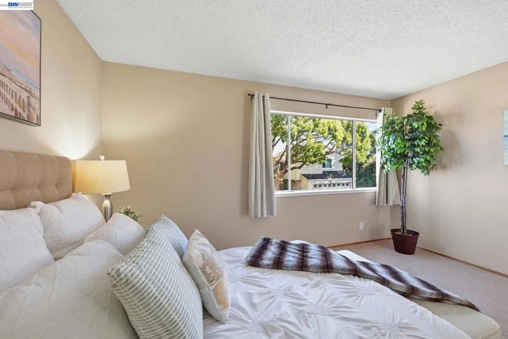 27773 Pistachio Ct Hayward, CA 94544