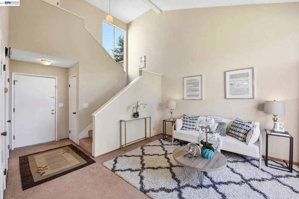 27773 Pistachio Ct Hayward, CA 94544