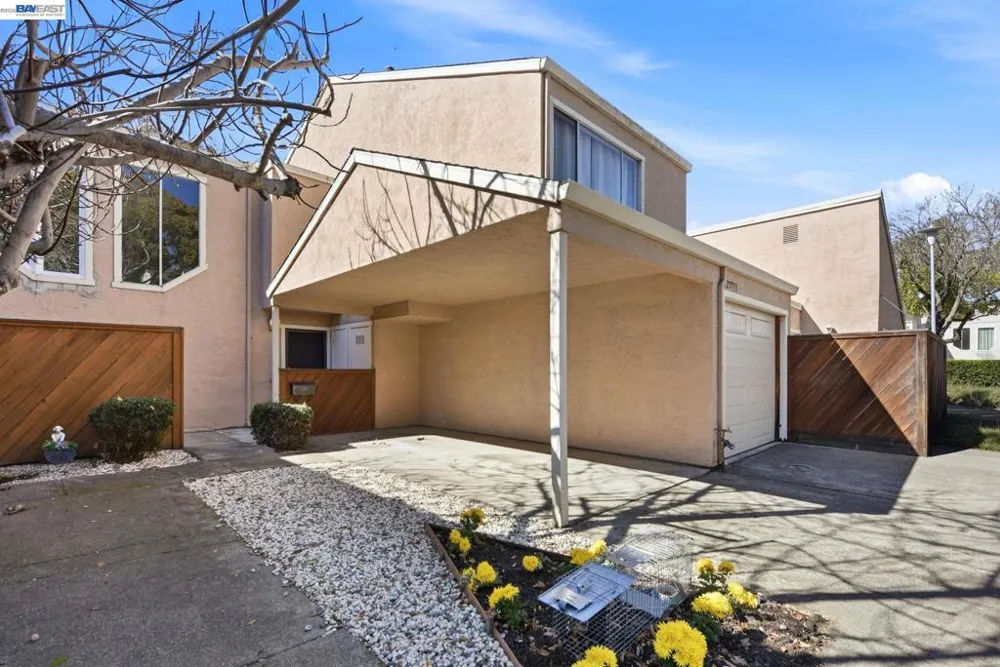 27773 Pistachio Ct Hayward, CA 94544
