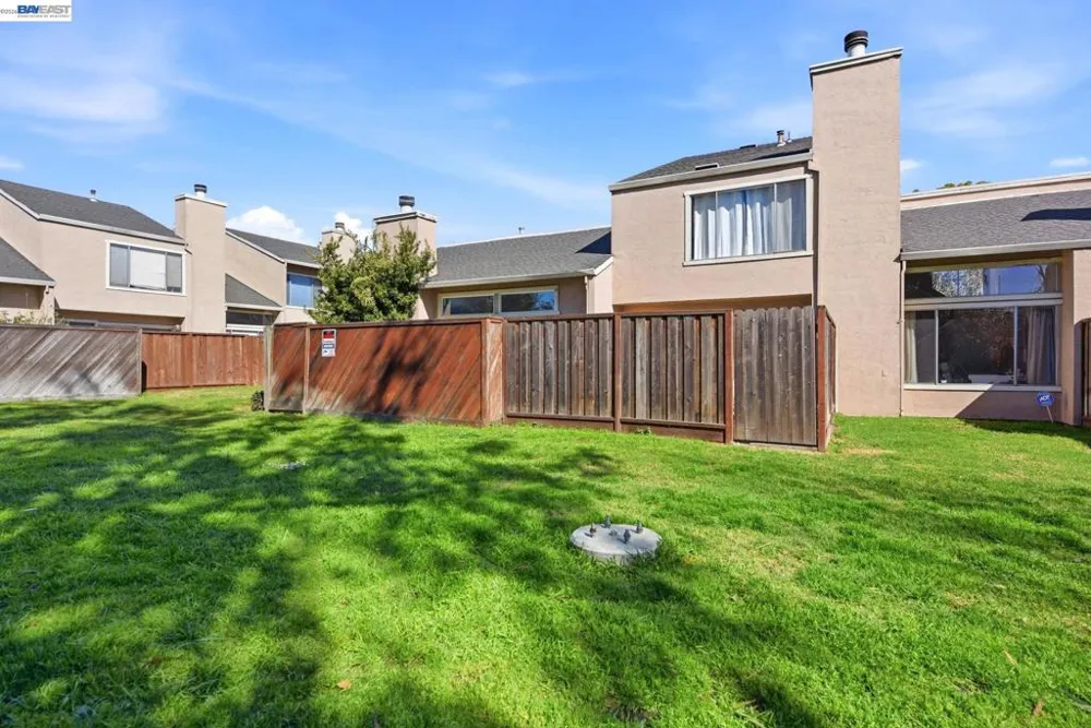 27773 Pistachio Ct Hayward, CA 94544