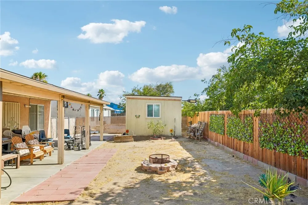 17956 Kendall Circle Adelanto, CA 92301