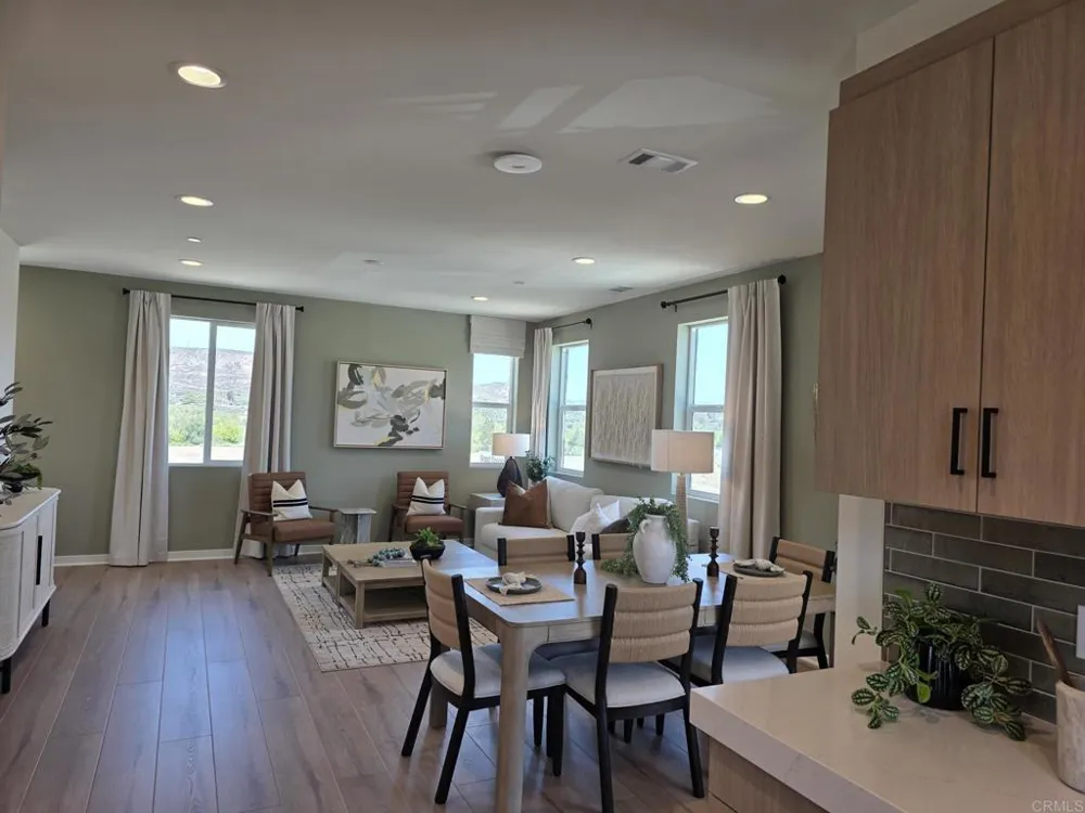 7608 Quest Lane Santee, CA 92071
