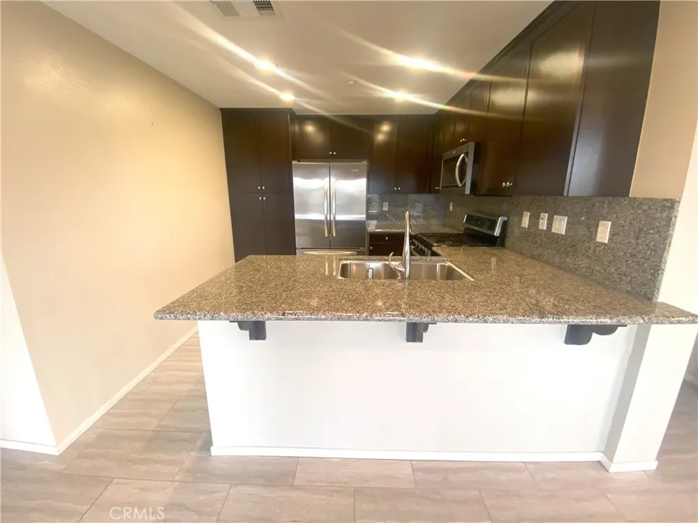13024 Union Hawthorne, CA 90250