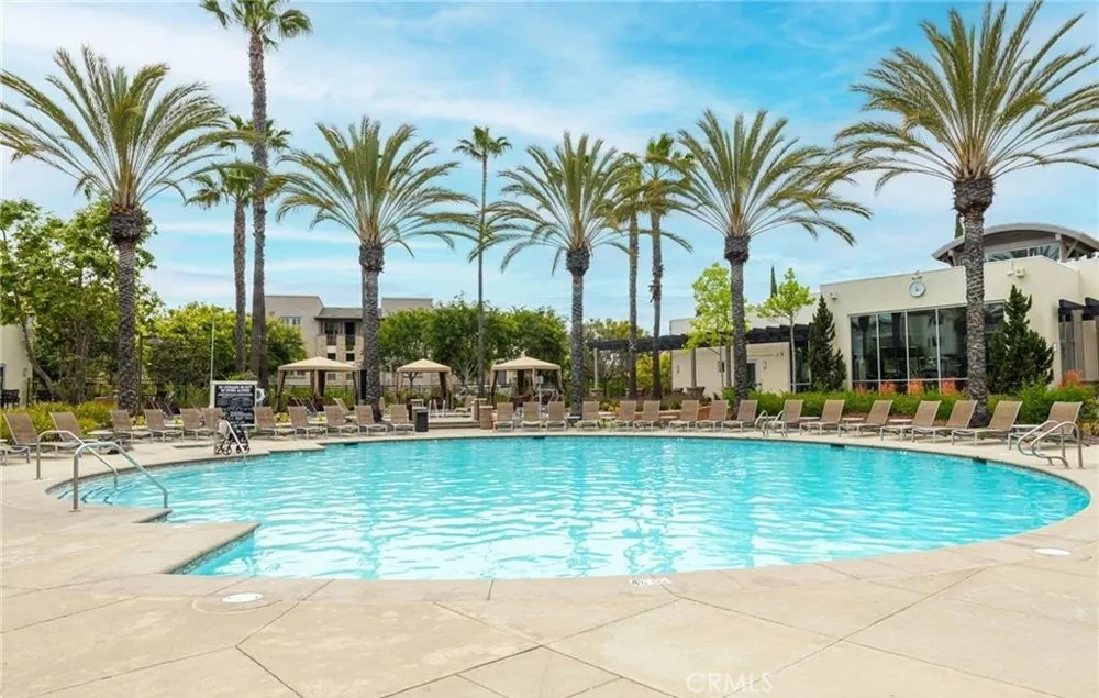 13024 Union Hawthorne, CA 90250
