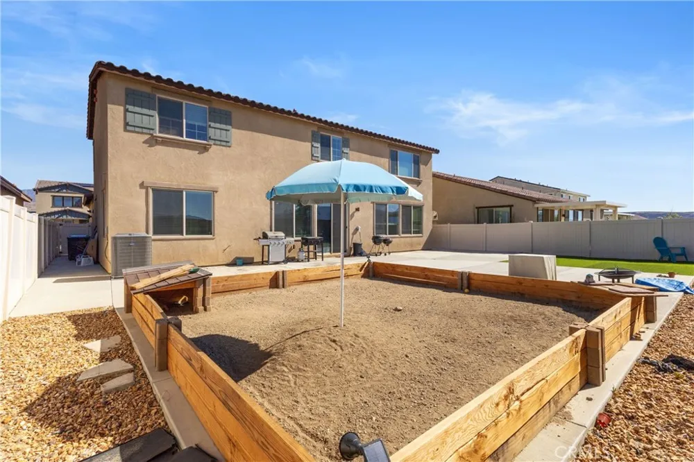 5762 Verde Way Banning, CA 92220