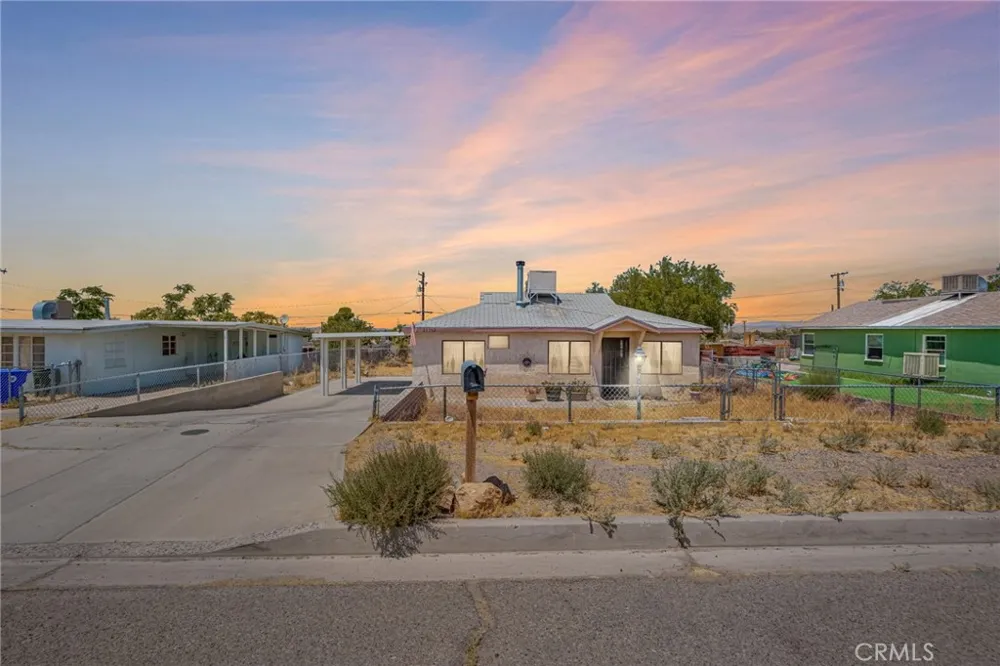 25562 Bejoal Barstow, CA 92311