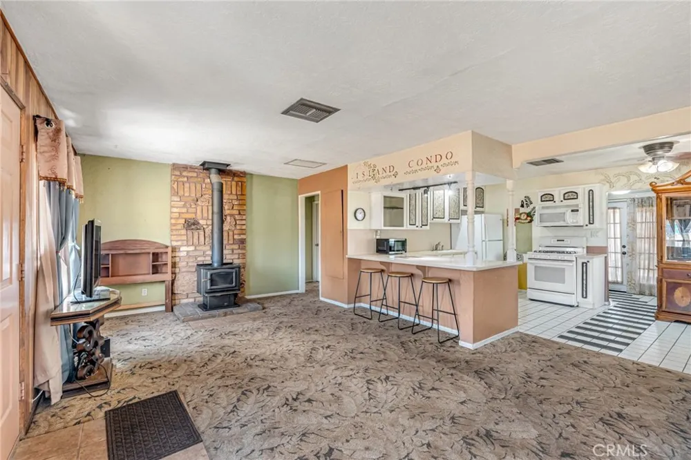 25562 Bejoal Barstow, CA 92311