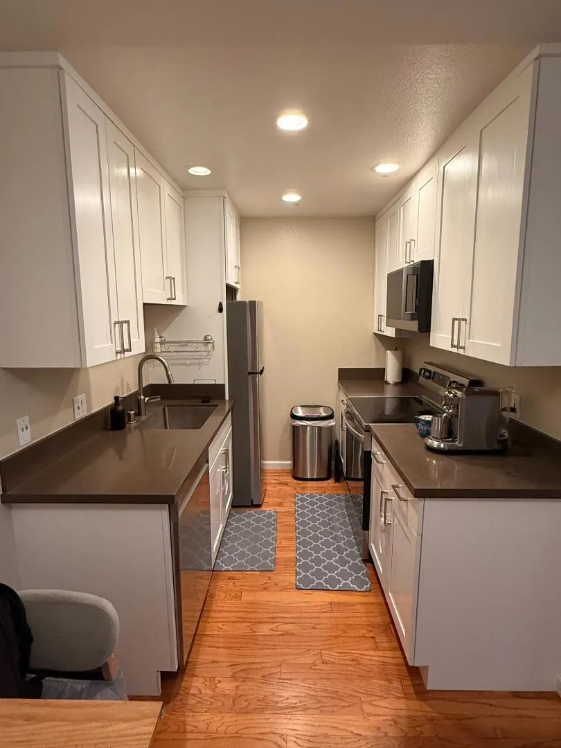419 Piccadilly Place #3 San Bruno, CA 94066