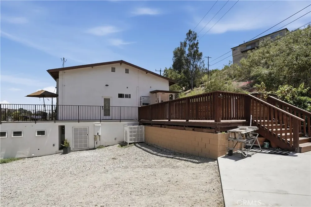 4511 Bedilion Los Angeles, CA 90032