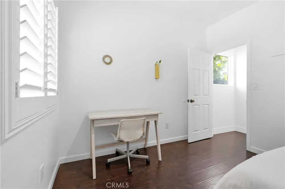 4511 Bedilion Los Angeles, CA 90032