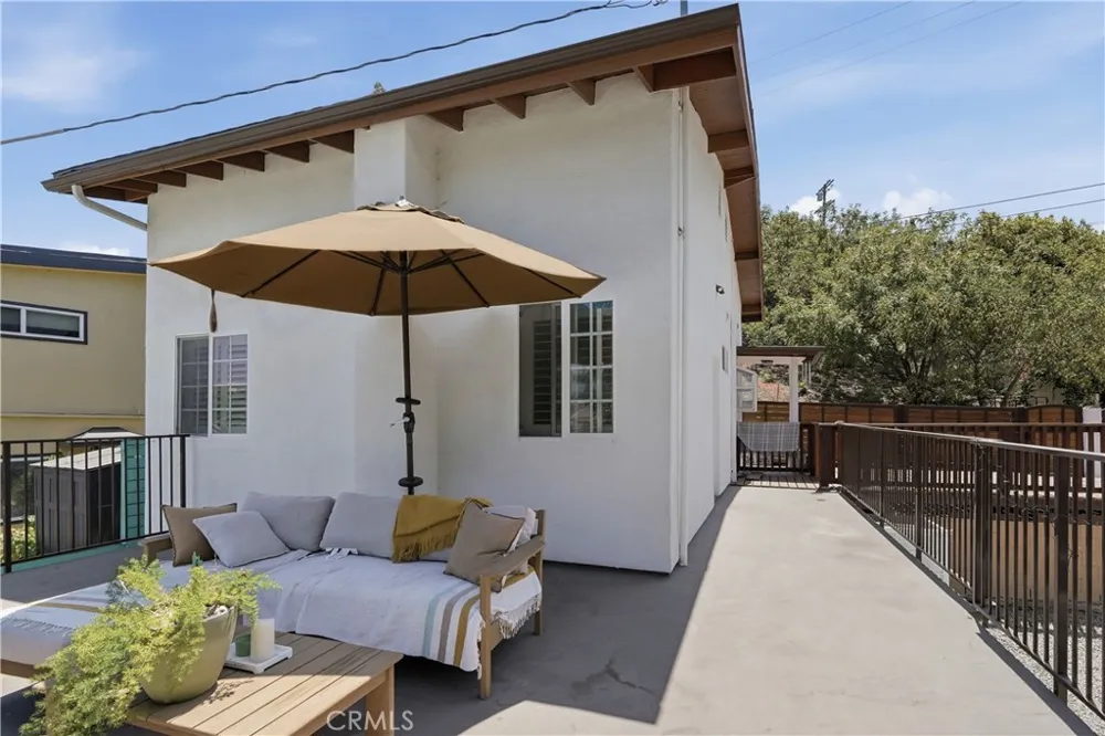 4511 Bedilion Los Angeles, CA 90032