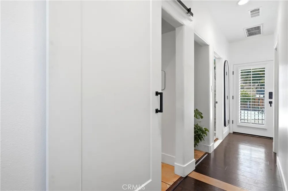 4511 Bedilion Los Angeles, CA 90032