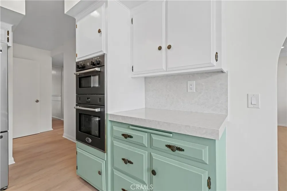 1019 E Walnut Avenue Orange, CA 92867