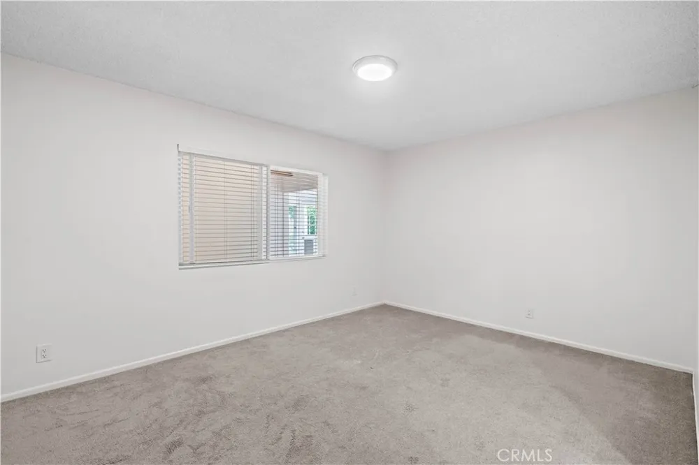 1019 E Walnut Avenue Orange, CA 92867
