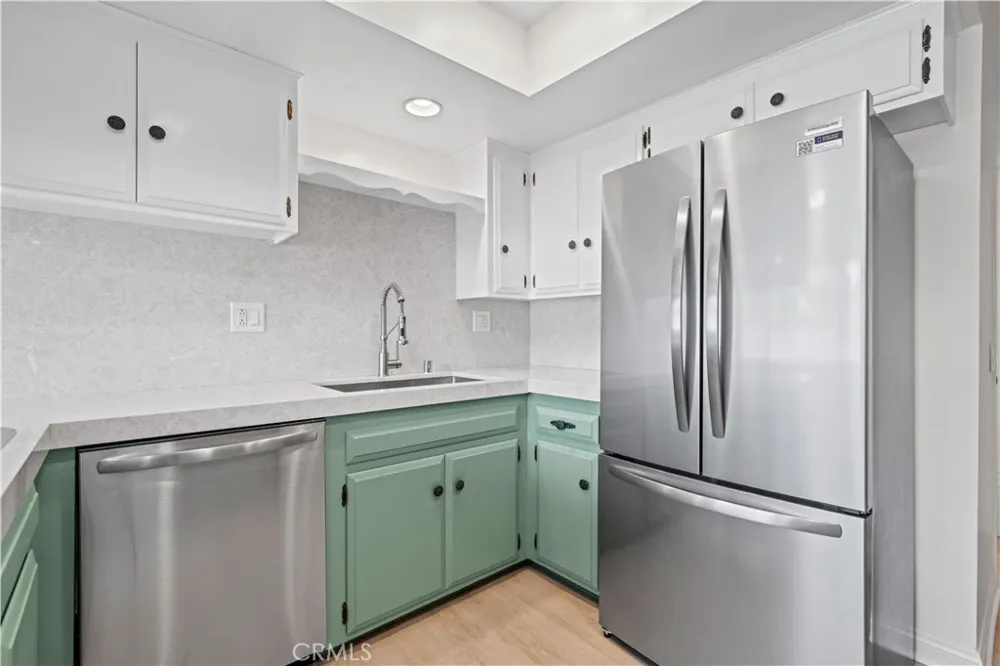 1019 E Walnut Avenue Orange, CA 92867