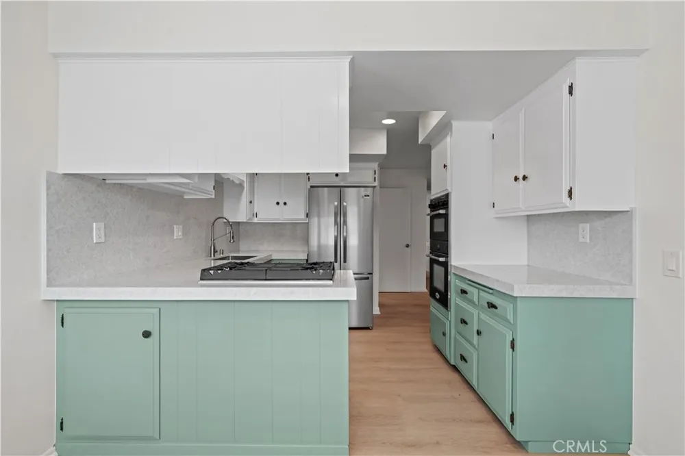 1019 E Walnut Avenue Orange, CA 92867