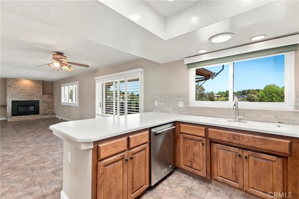 738 Orchard Paso Robles, CA 93446