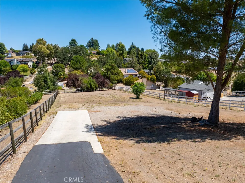 738 Orchard Paso Robles, CA 93446