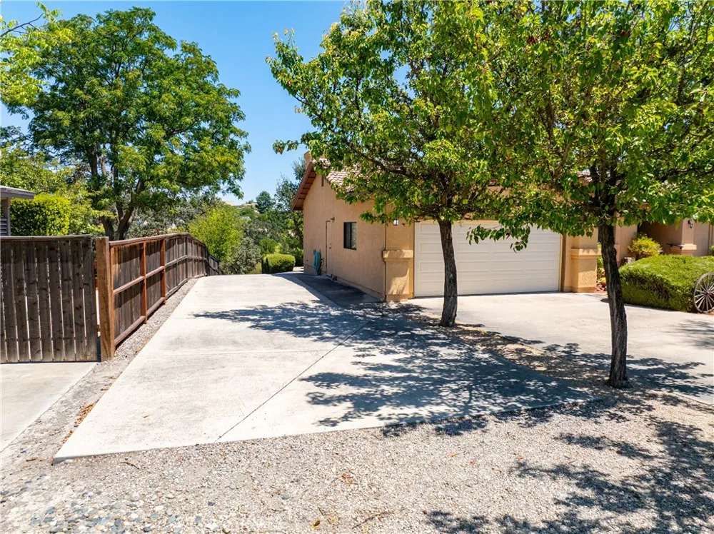 738 Orchard Paso Robles, CA 93446