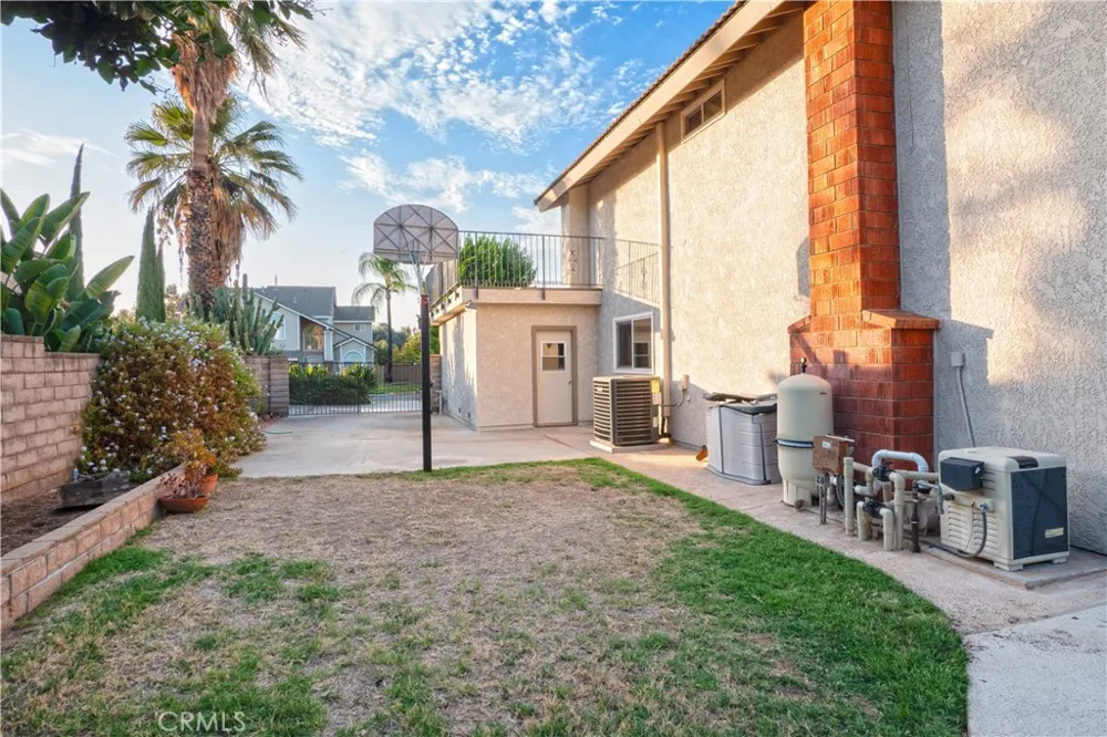 1349 Magnolia Avenue Redlands, CA 92373