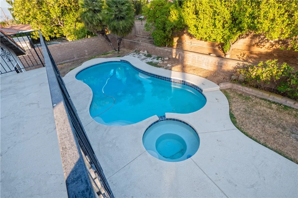 1349 Magnolia Avenue Redlands, CA 92373