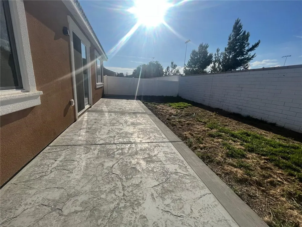 27528 Cloudy Peak Menifee, CA 92584