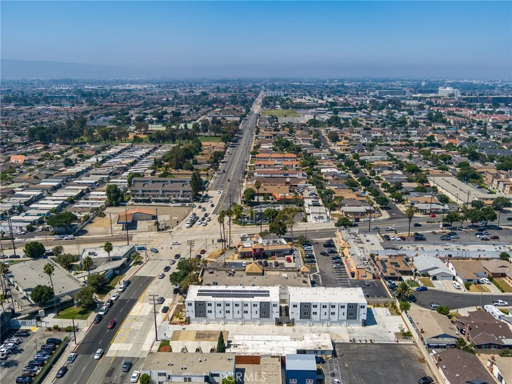 123 E 223rd #3 Carson, CA 90745