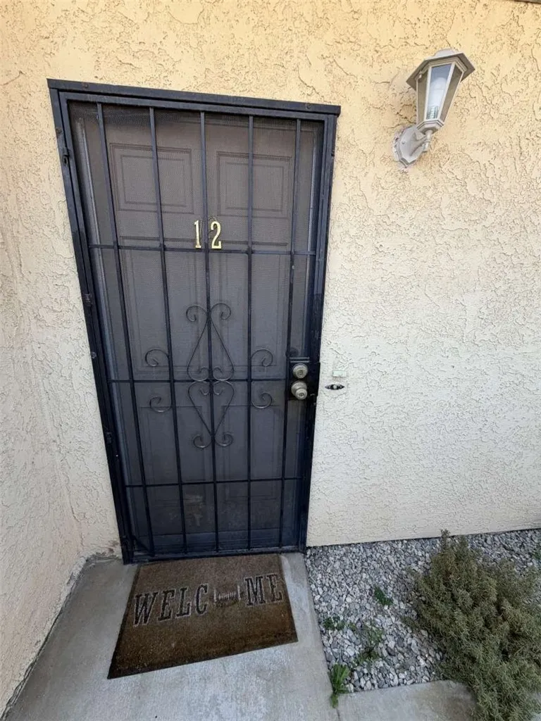 38710 10th Street E #12 Palmdale, CA 93550