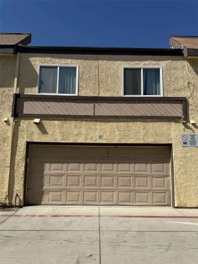 38710 10th Street E #12 Palmdale, CA 93550