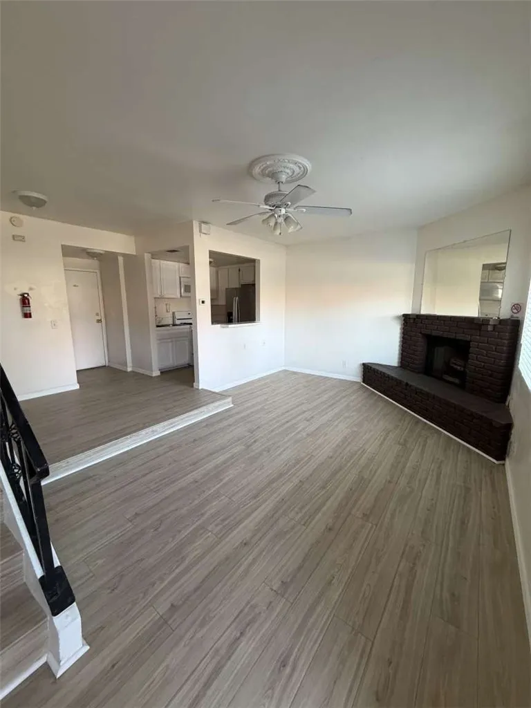 38710 10th Street E #12 Palmdale, CA 93550
