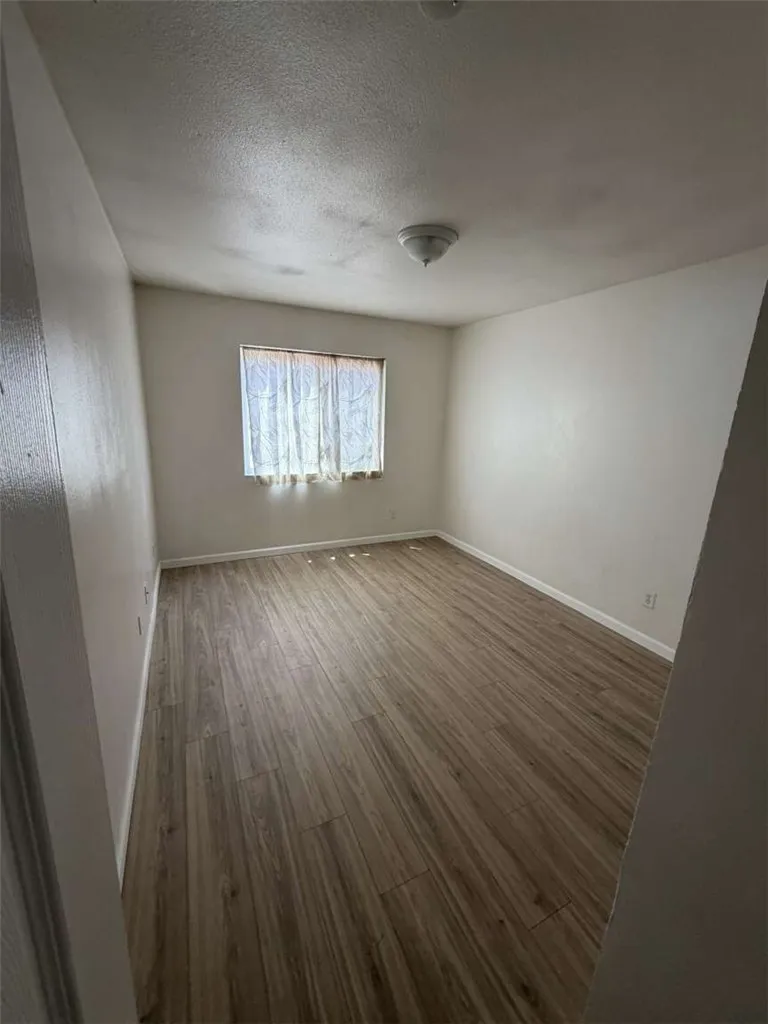38710 10th Street E #12 Palmdale, CA 93550