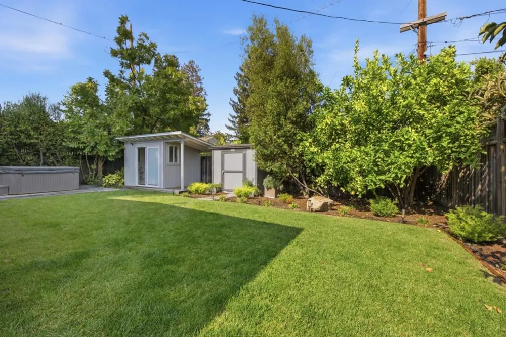 857 Tamarack Lane Sunnyvale, CA 94086