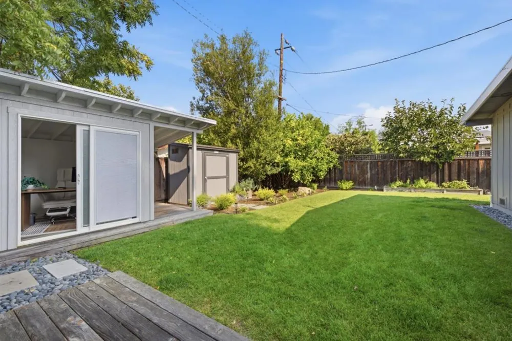 857 Tamarack Lane Sunnyvale, CA 94086