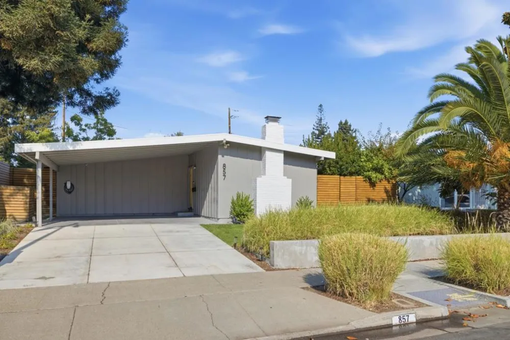 857 Tamarack Lane Sunnyvale, CA 94086
