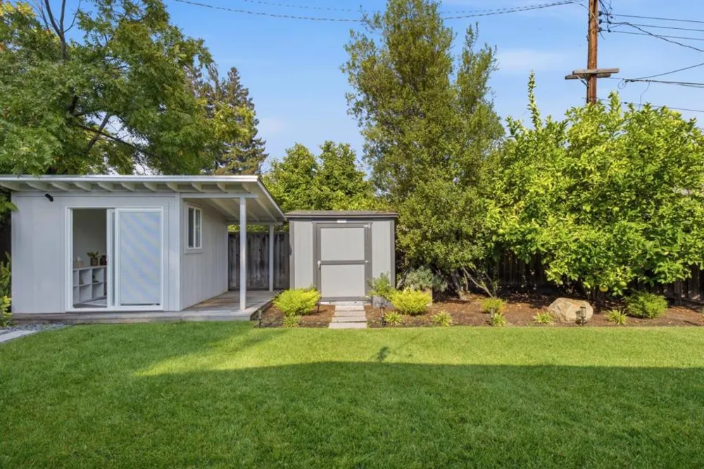 857 Tamarack Lane Sunnyvale, CA 94086
