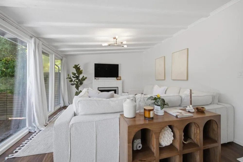 857 Tamarack Lane Sunnyvale, CA 94086