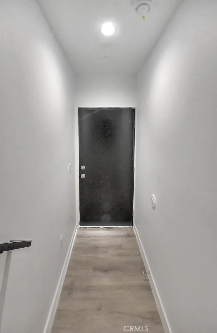 5852 Vineland #5852-2 North Hollywood, CA 91601