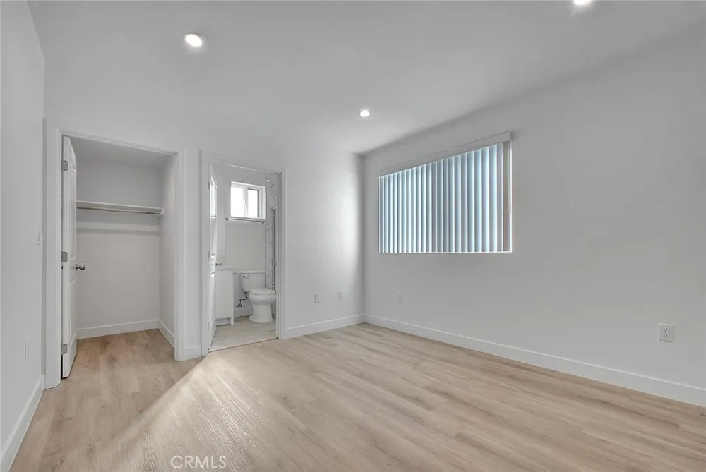 5852 Vineland #5852-2 North Hollywood, CA 91601