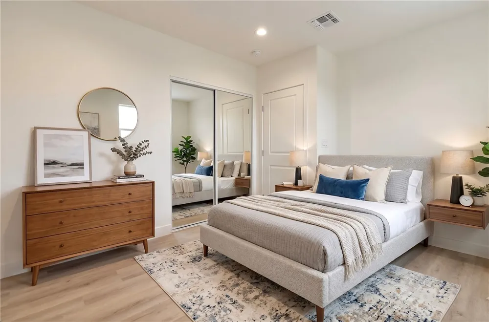 5852 Vineland #5852-2 North Hollywood, CA 91601