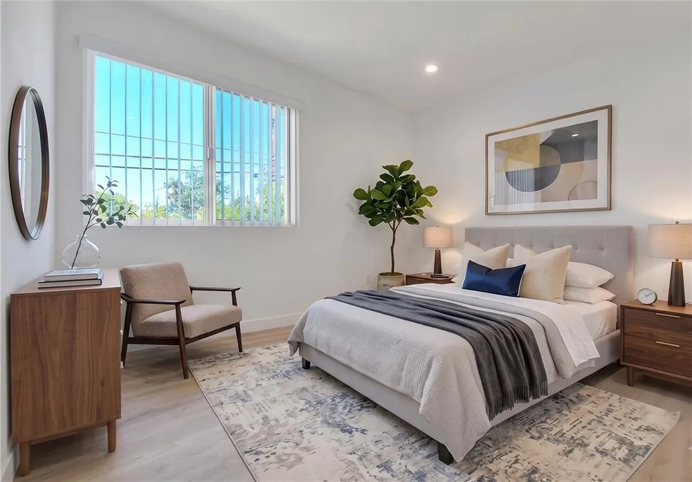 5852 Vineland #5852-2 North Hollywood, CA 91601